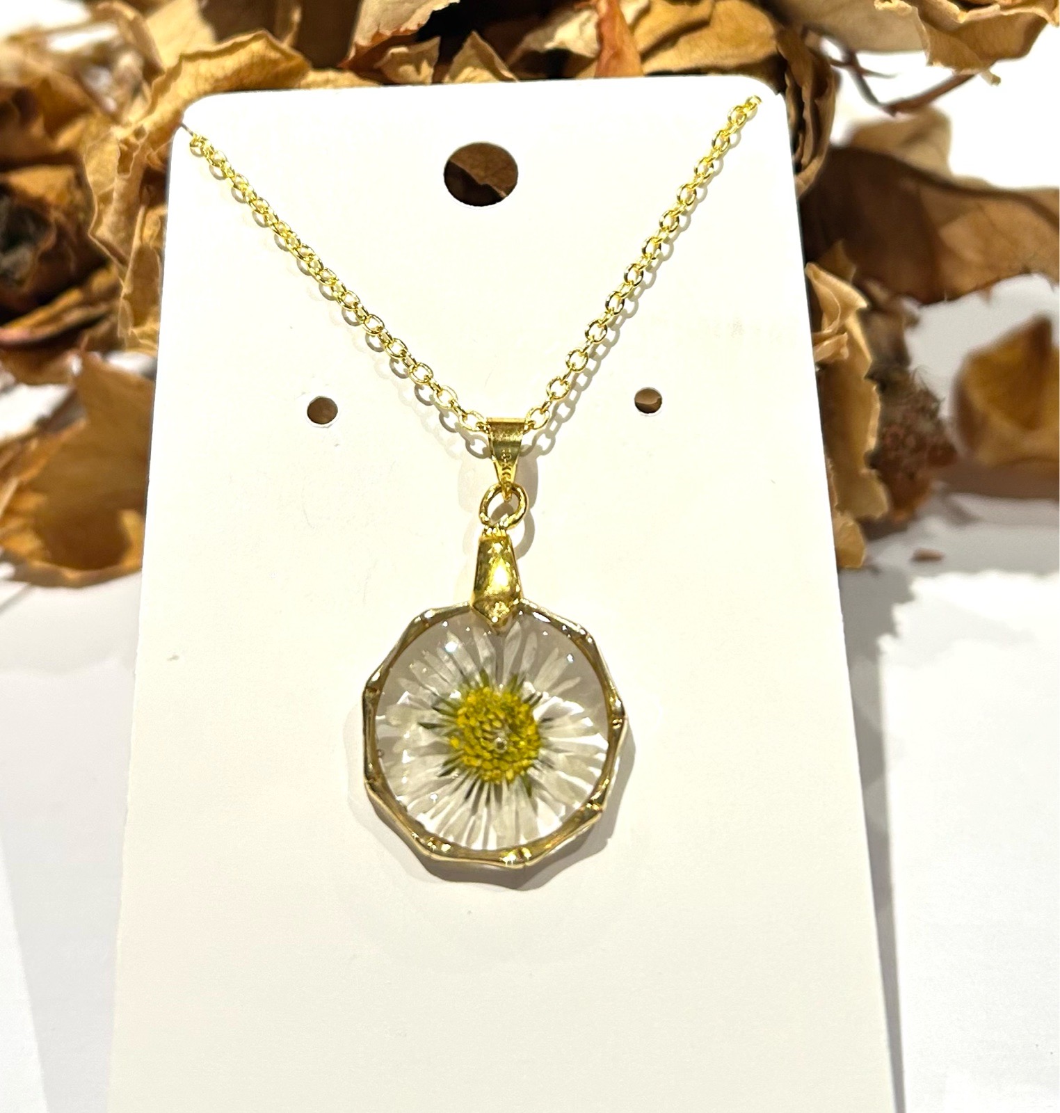 HC handmade Pressed Daisy Flower Necklace
