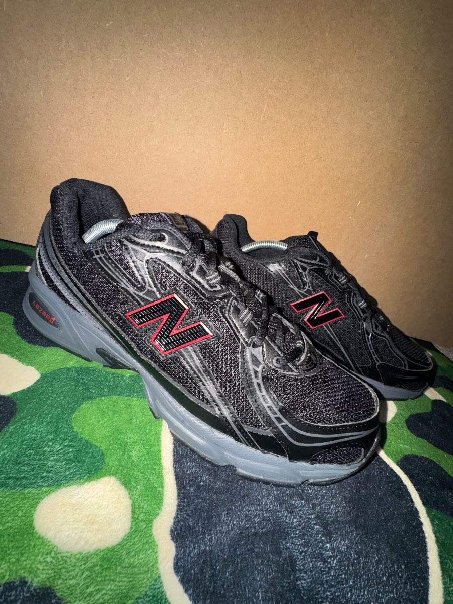 Mens new balance 740 trainers