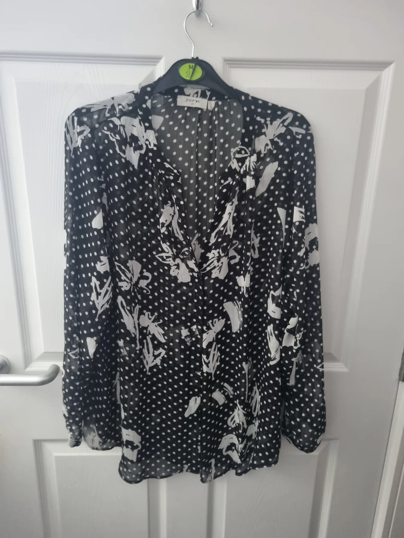 Soon black & White Polka Dot metallic chiffon V neck blouse uk 22