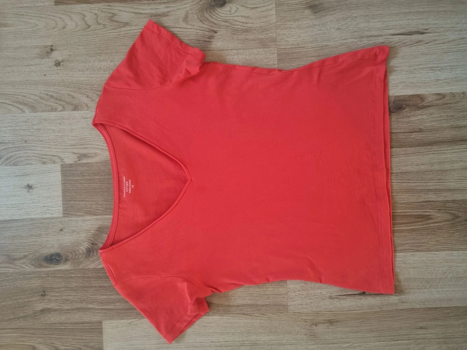 Dunnes store res fitted t-shirt size M