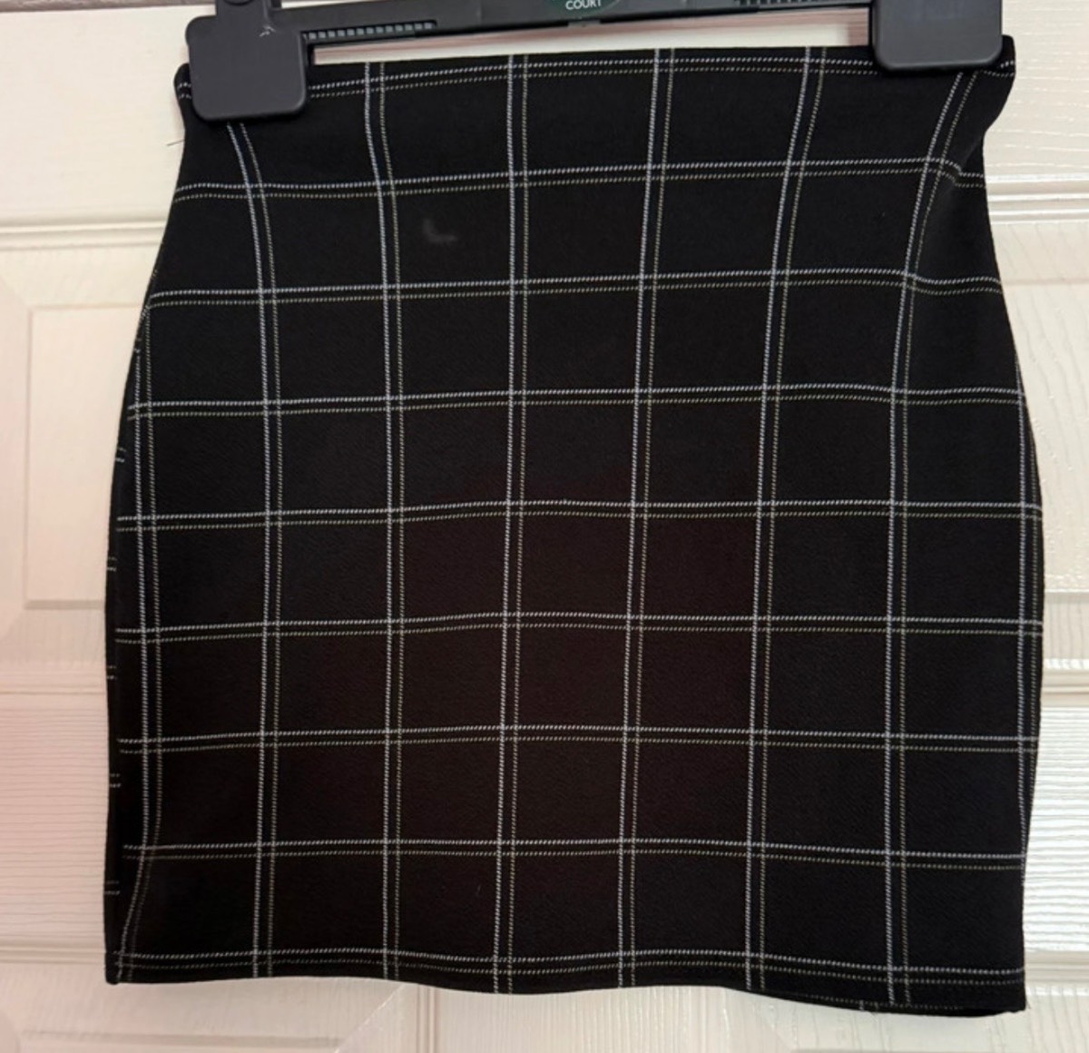 Prettylittlething size 8  black checkered mini bodycon skirt