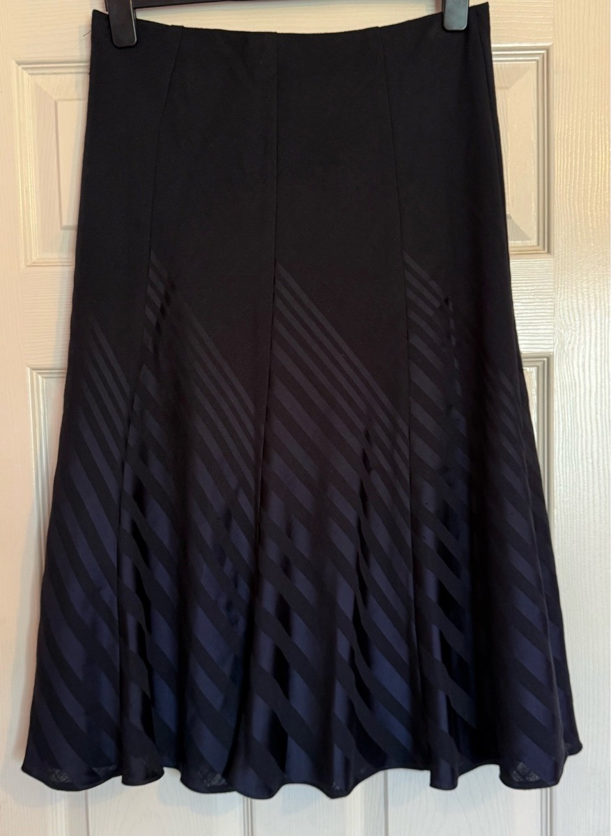 M&S Elasticated waist size 12 navy midi skirt