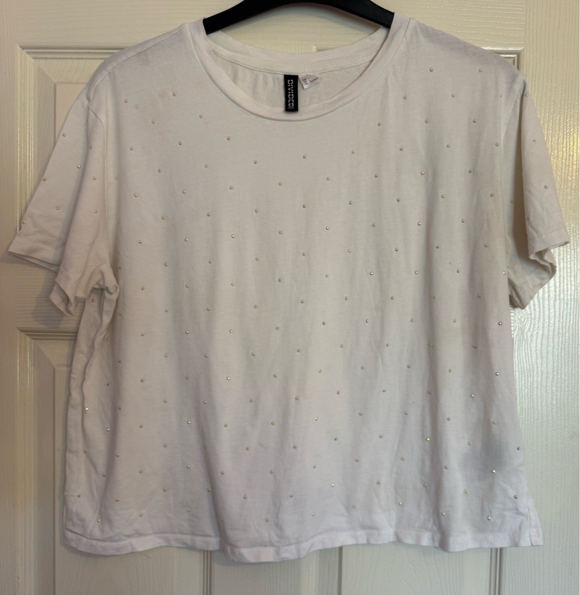 Divided size L (14) white with studs 100% cotton boxy t.shirt