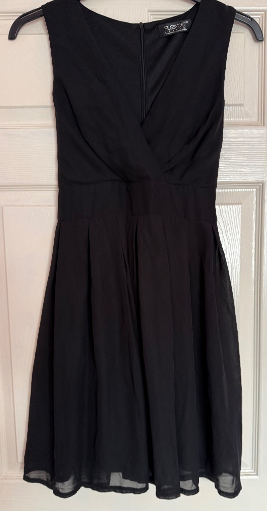 Pussycat  London size 10 black dress, great for parties/cruises/races