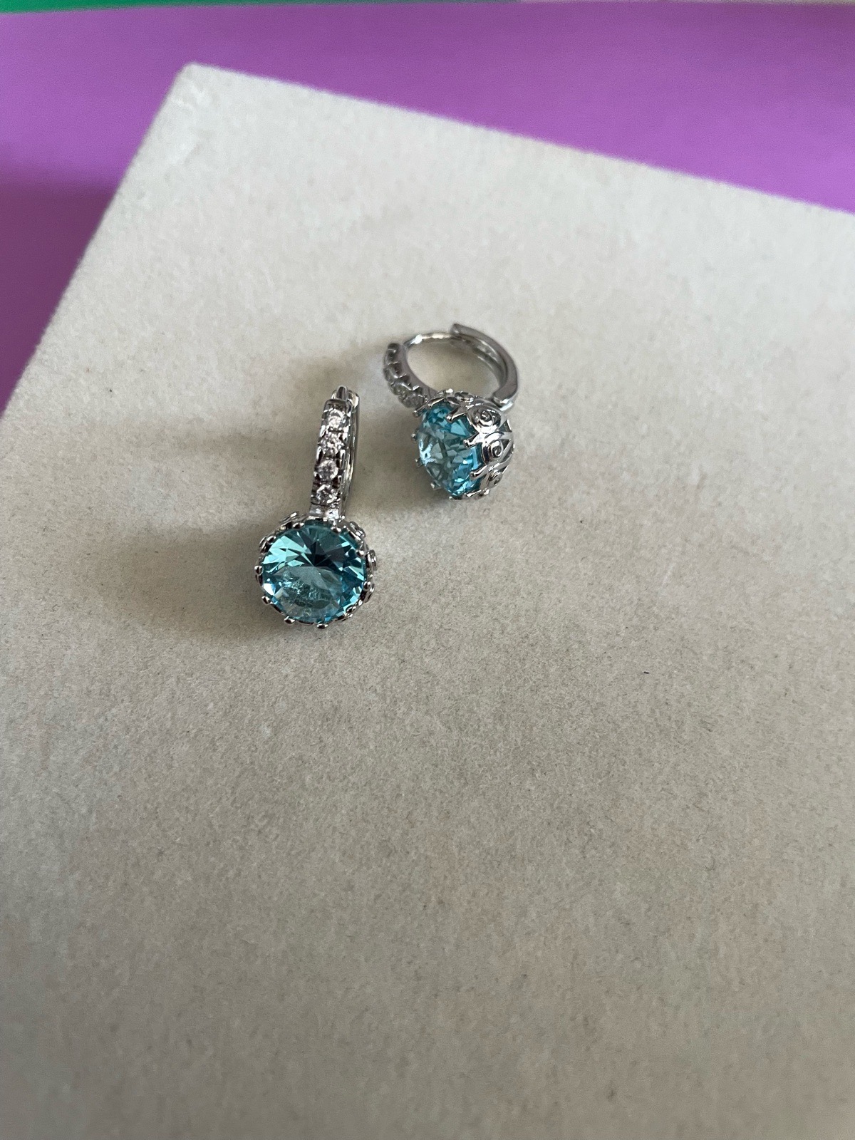 Non tarnish earrings new without tags