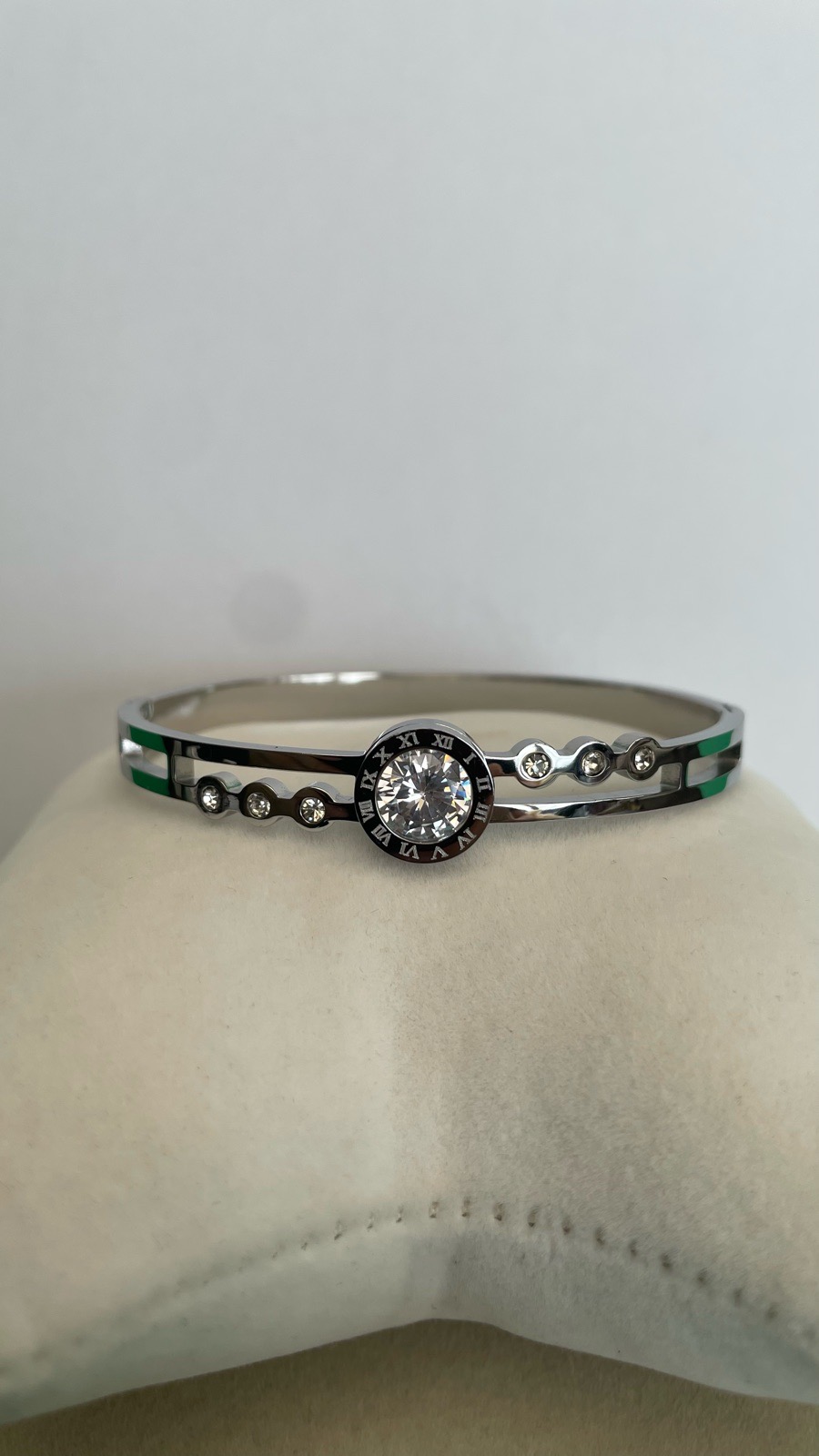 Bangle new