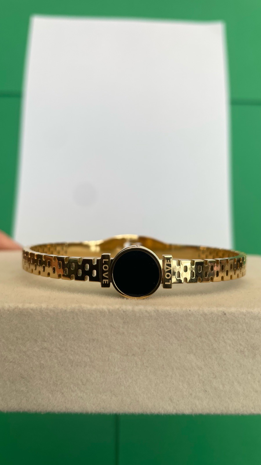 Gold PVD Titanium Steel Black Round LOVE Bracelet Women Link Chain Bangle