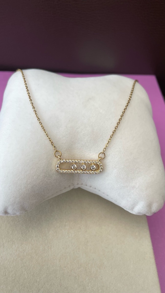 New necklace with pendant