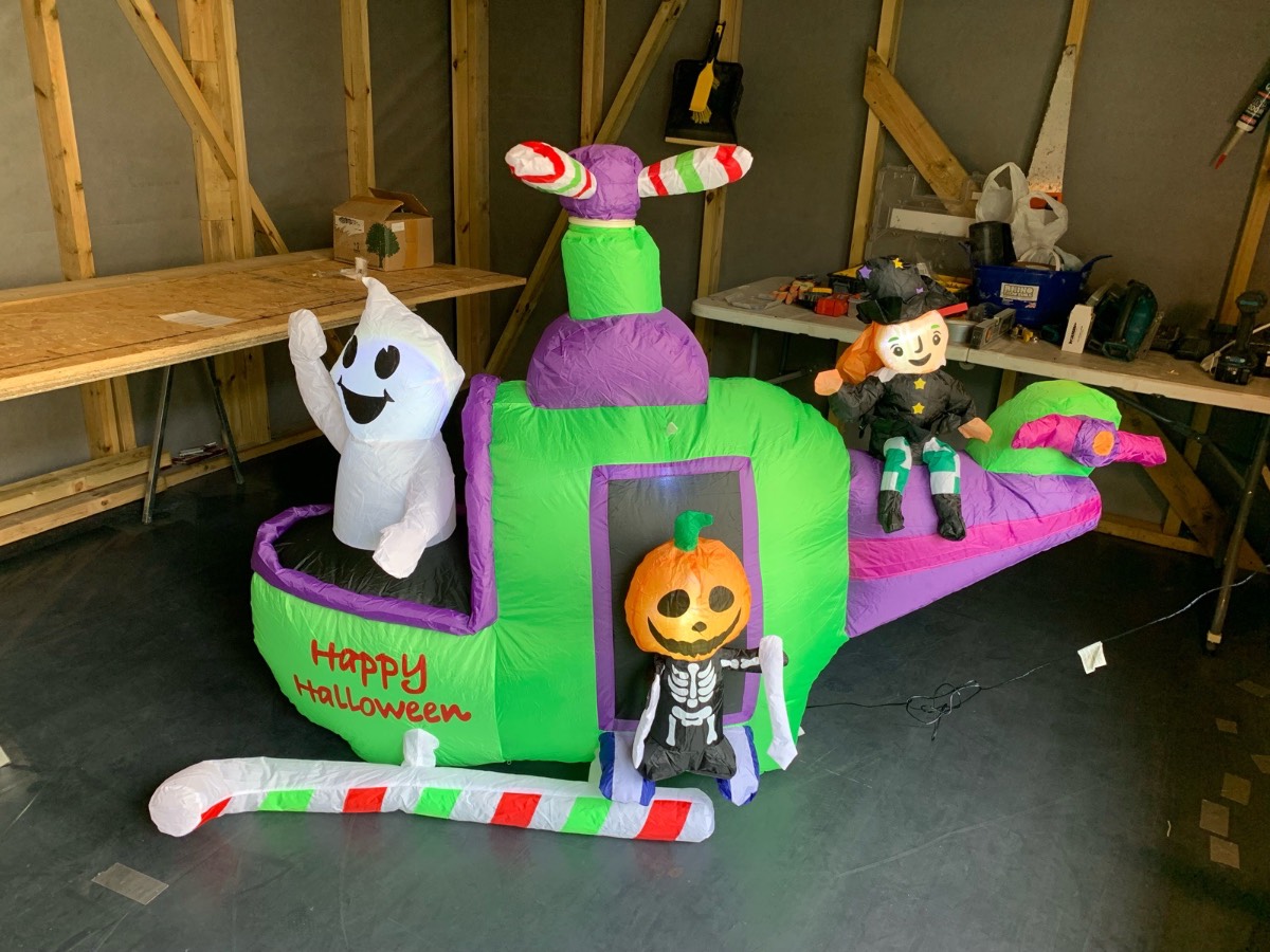 Helicopter inflatable