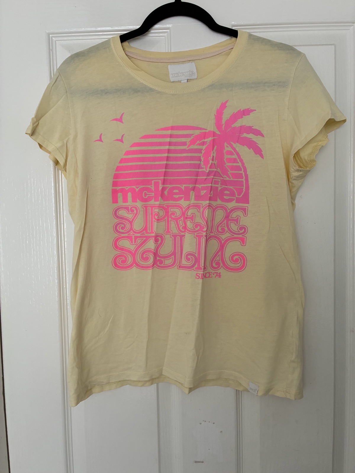 Y2K Mckenzie Size 14 Yellow & Hot Pink Graphic Tshirt