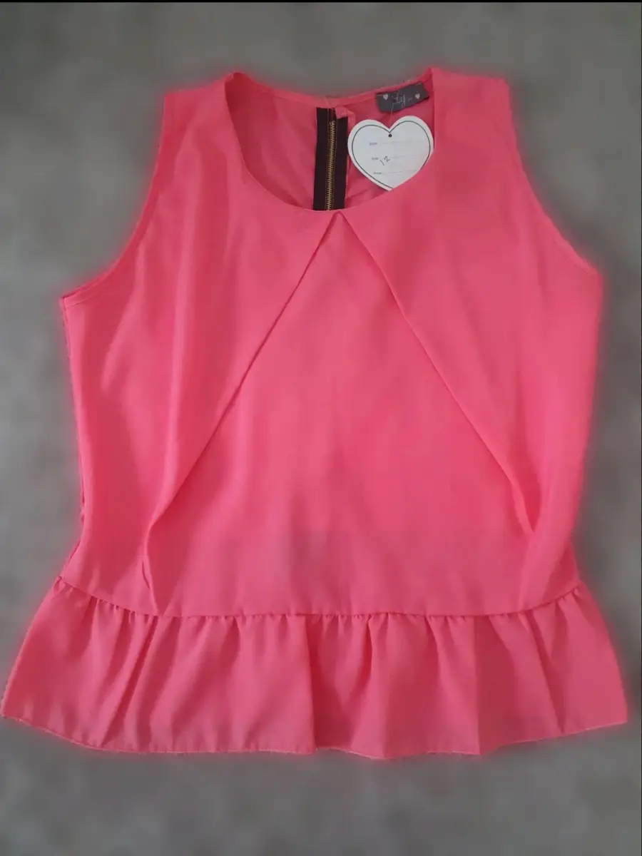 New with tags pink sleeveless peplum blouse zip up back size 12 summer formal wedding
