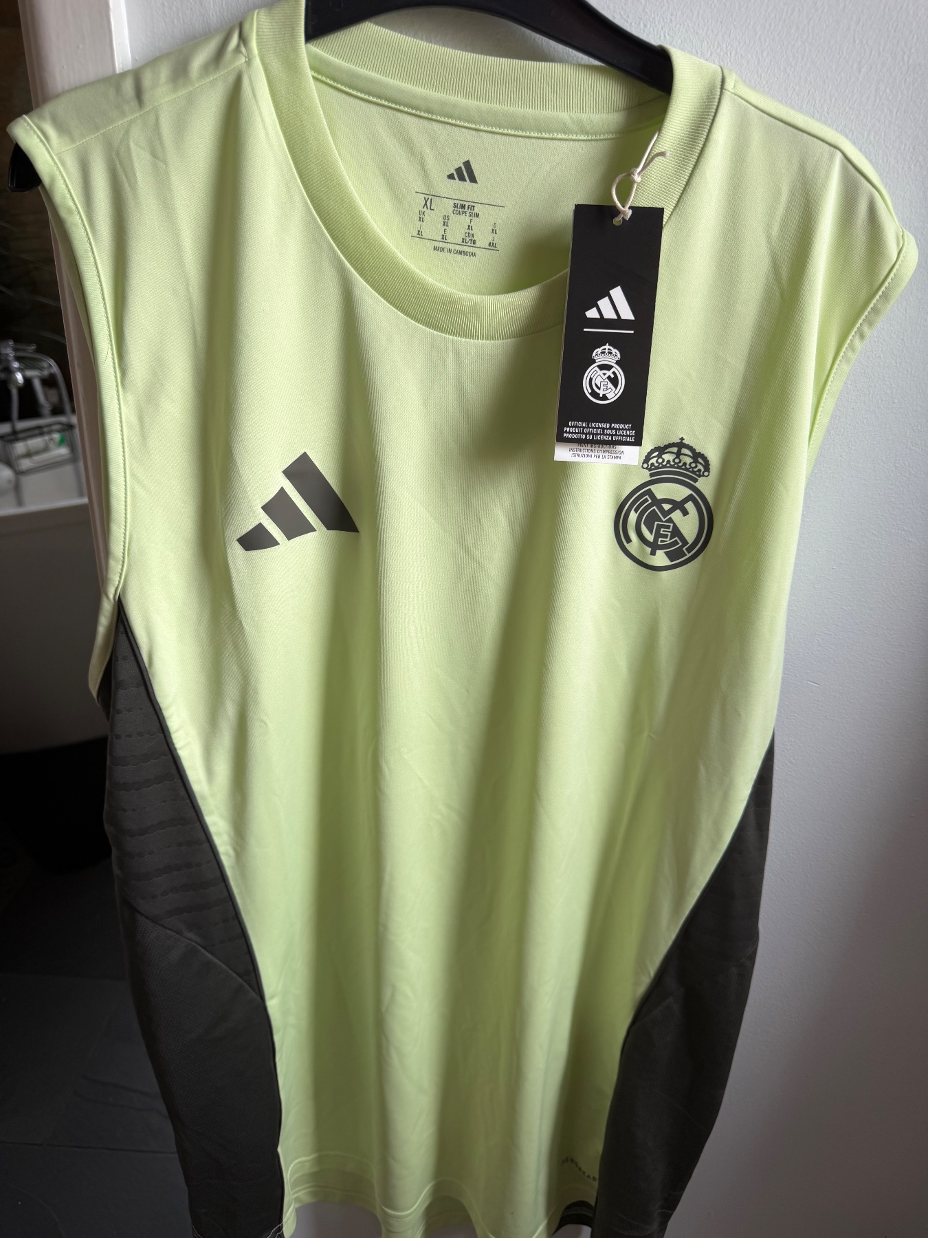 Real Madrid training vest