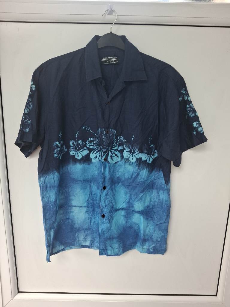 Men's Cedarwood State Large Floral Short Sleeve Shirt ME10
