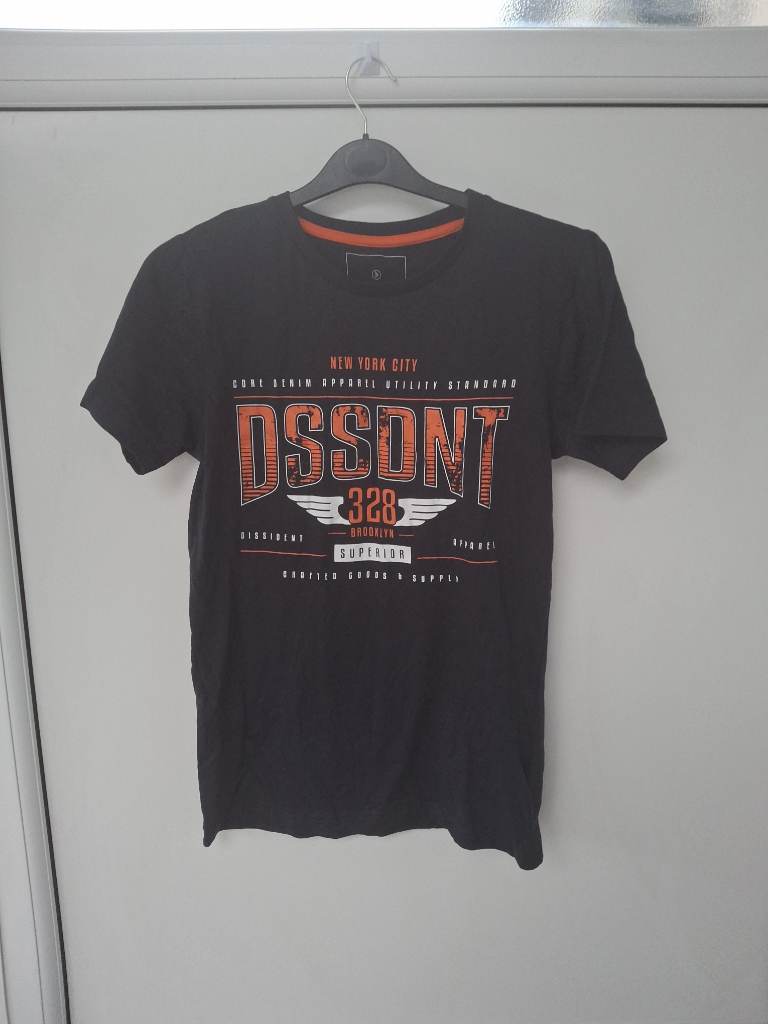 Men's Dissident Navy Printed T Shirt ME07