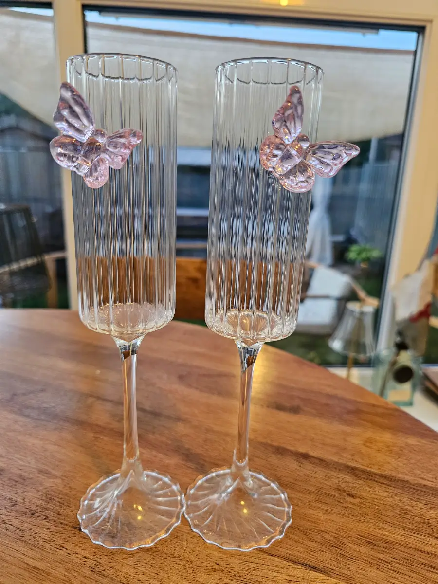 Set of 2 Gorgeous Pink Butterfly Champagne Glasses!
