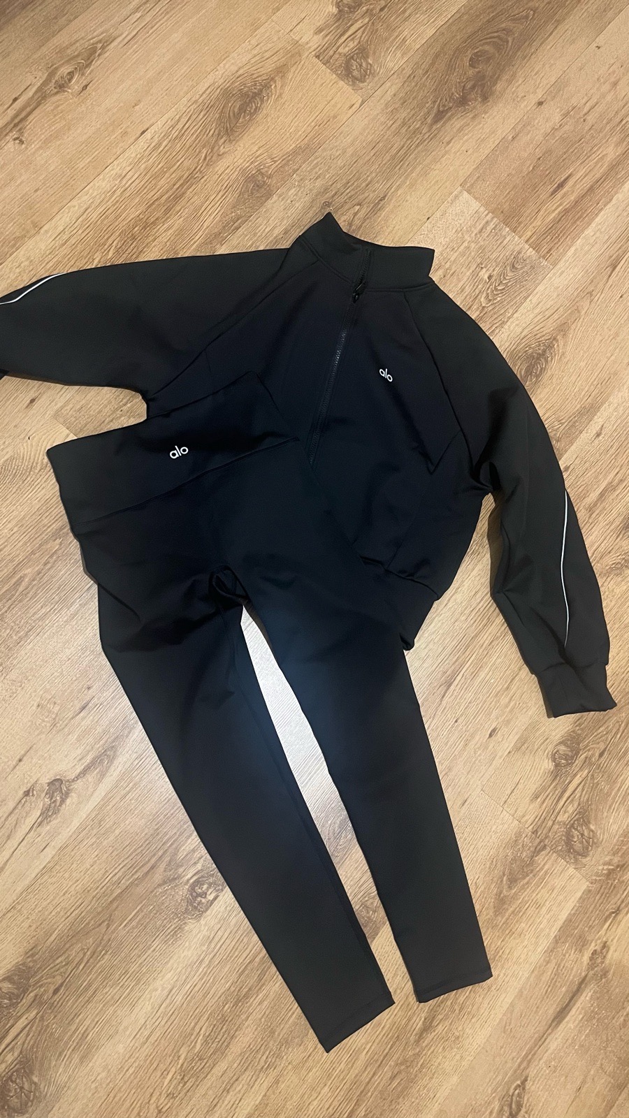 Alo tracksuit