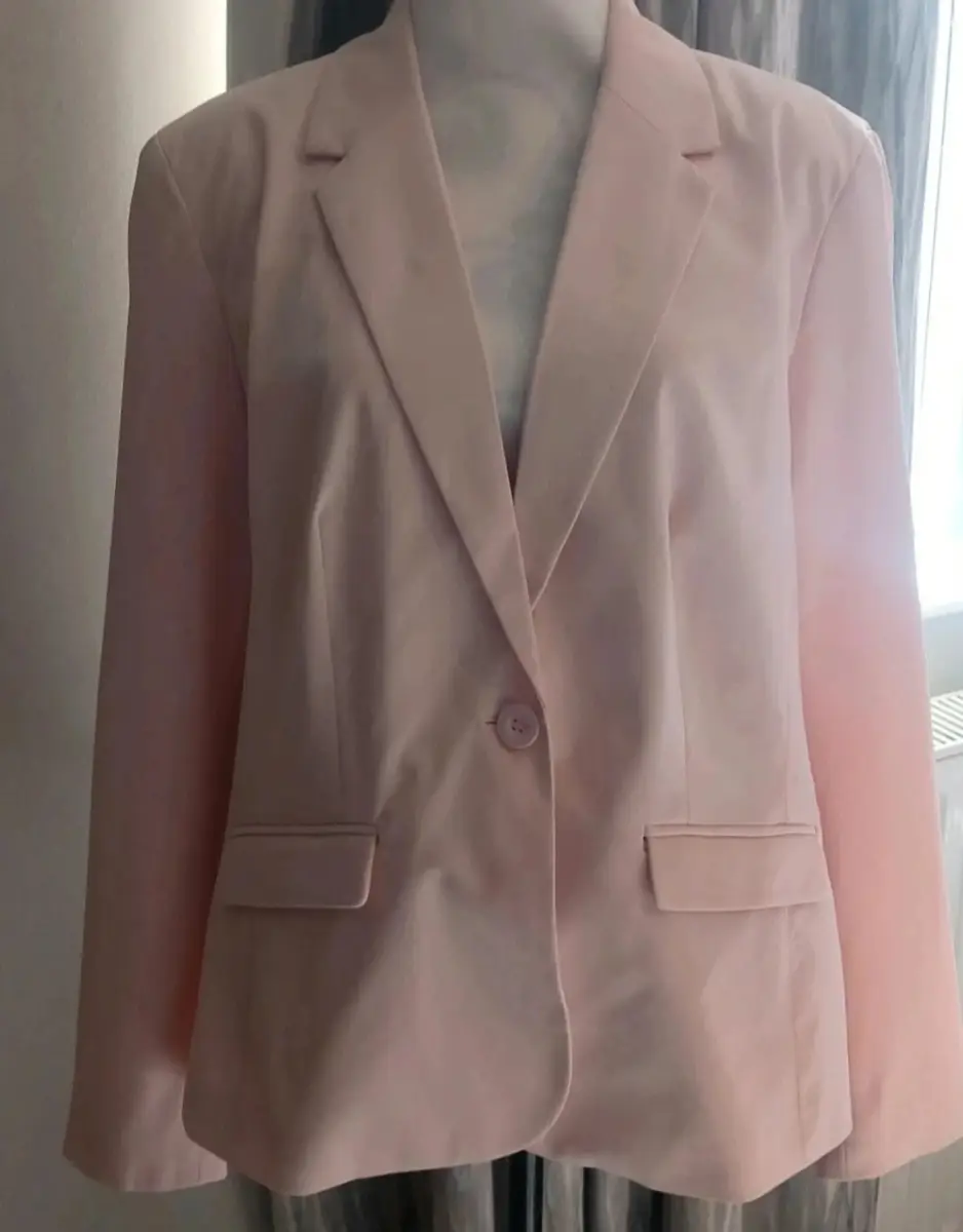 Bodyflirt Light Pink Blazer Size 20