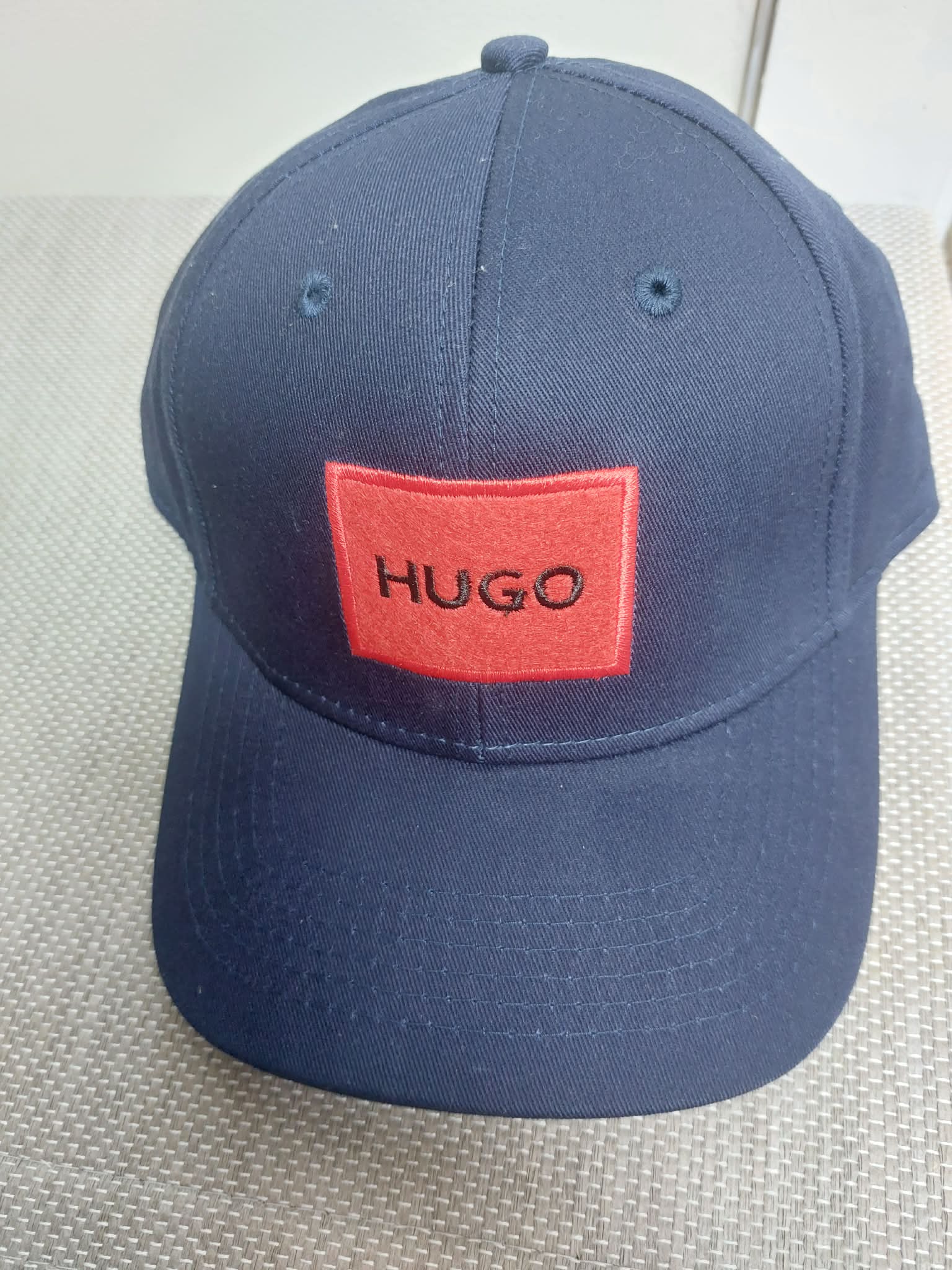 Hugo cap