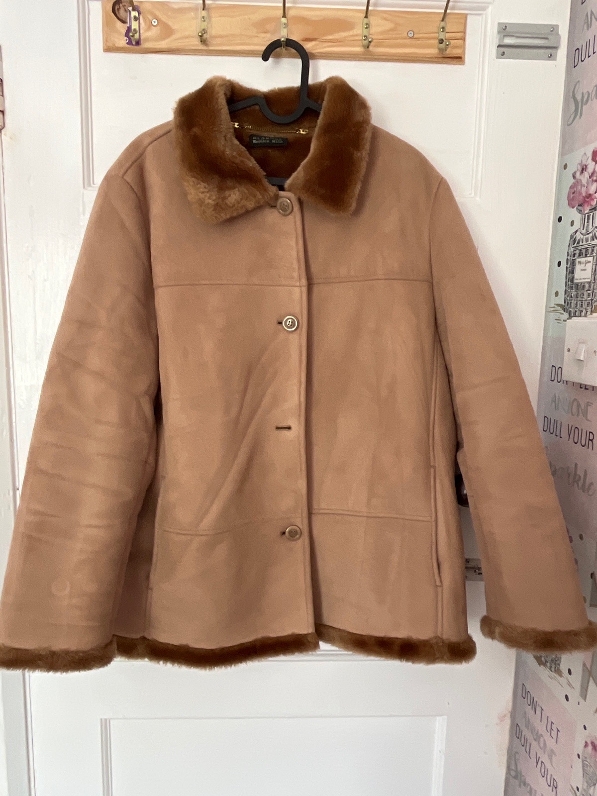 Gorgeous Camel Shearling Coat with Fur Collar