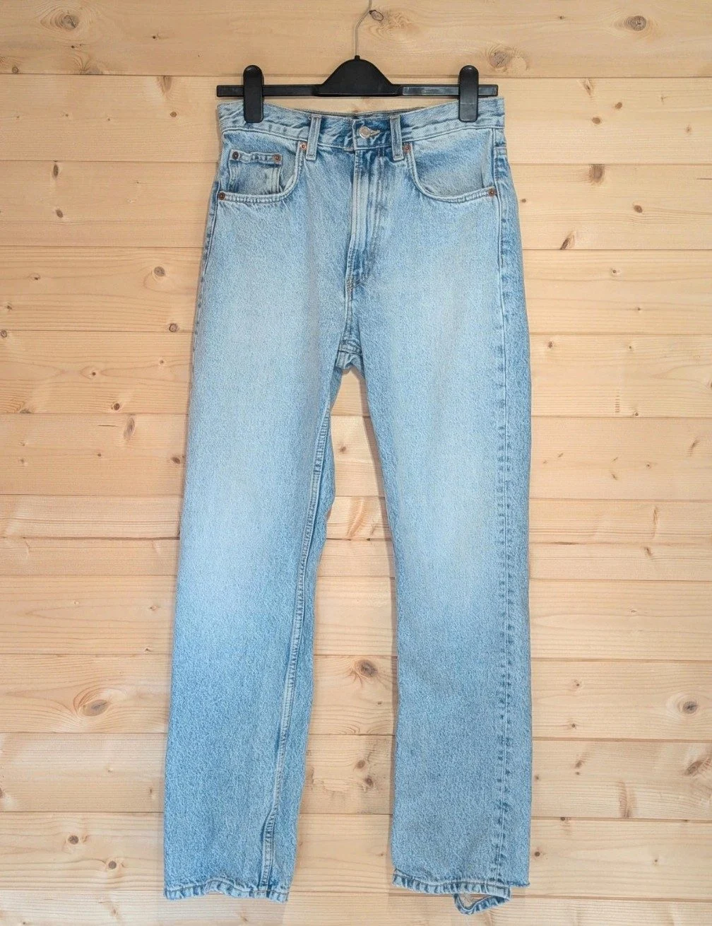 Zara High Waisted Straight Leg Jeans Light Wash Blue Size UK 10 (EUR 38 / US 6) - Distressed Hem