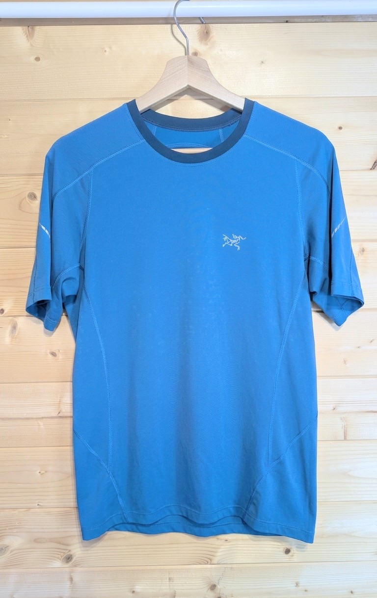 Arc'teryx Men's Technical Performance T-Shirt - Size Small / Turquoise