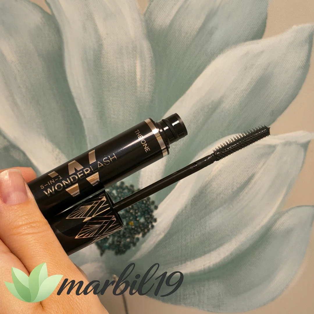 The One 5-in-1 WonderLash Mascara in Black | Oriflame Bestseller Wonder Lash