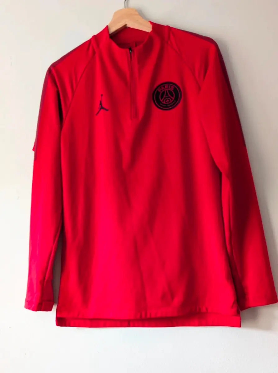 Jordan Paris Saint Germain Size Small long sleeve pull over full sleeves and fleece lined