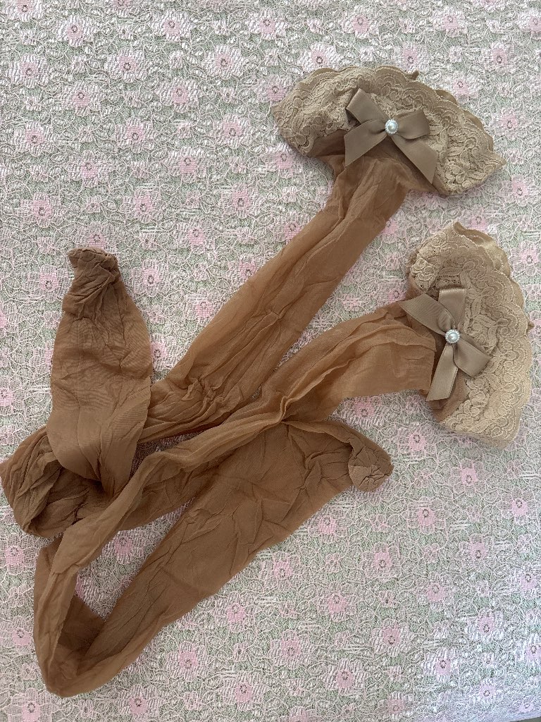Sheer stockings
