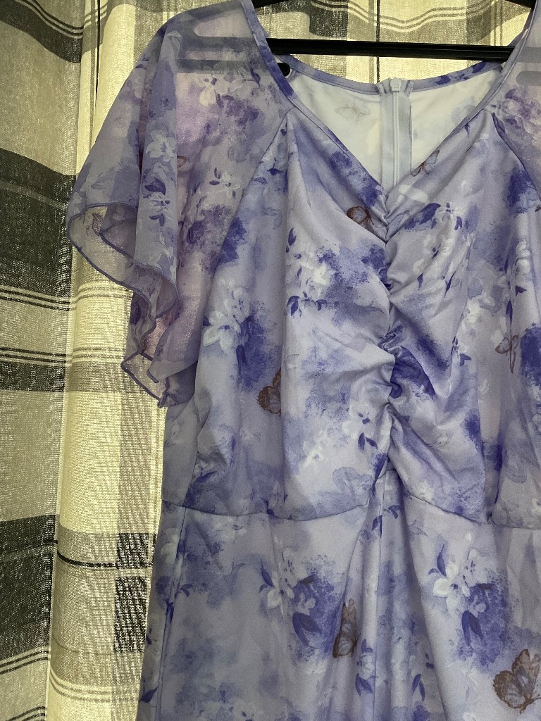 Floaty Lilac maxi dress, size L, summer, party, prom, special occasion, floral / butterflies