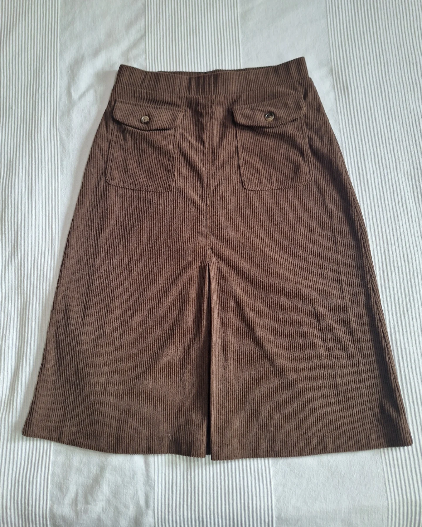 Halara Brown Corduroy Midi Skirt Front Split Pocket Detail Stretch Waist M/L