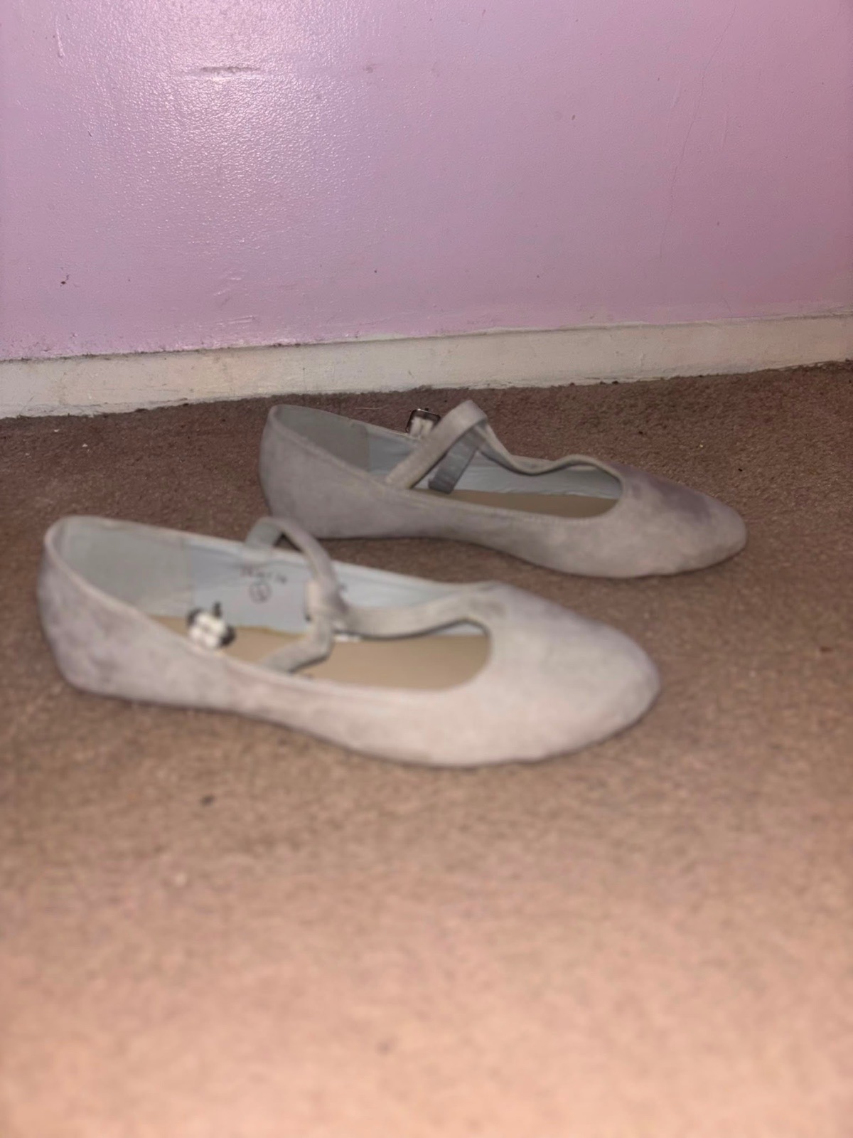 Grey velvet ballet flats
