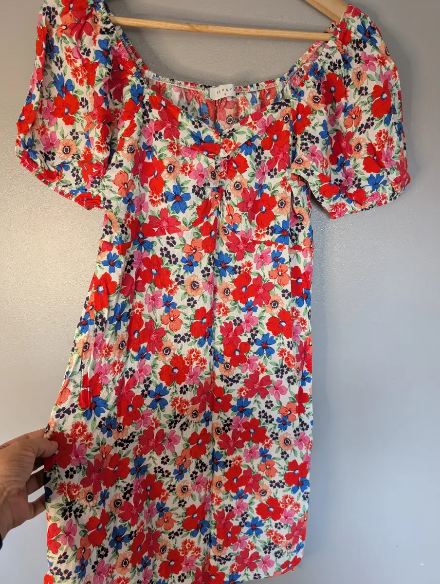 Summer dress, floral. Size 8.