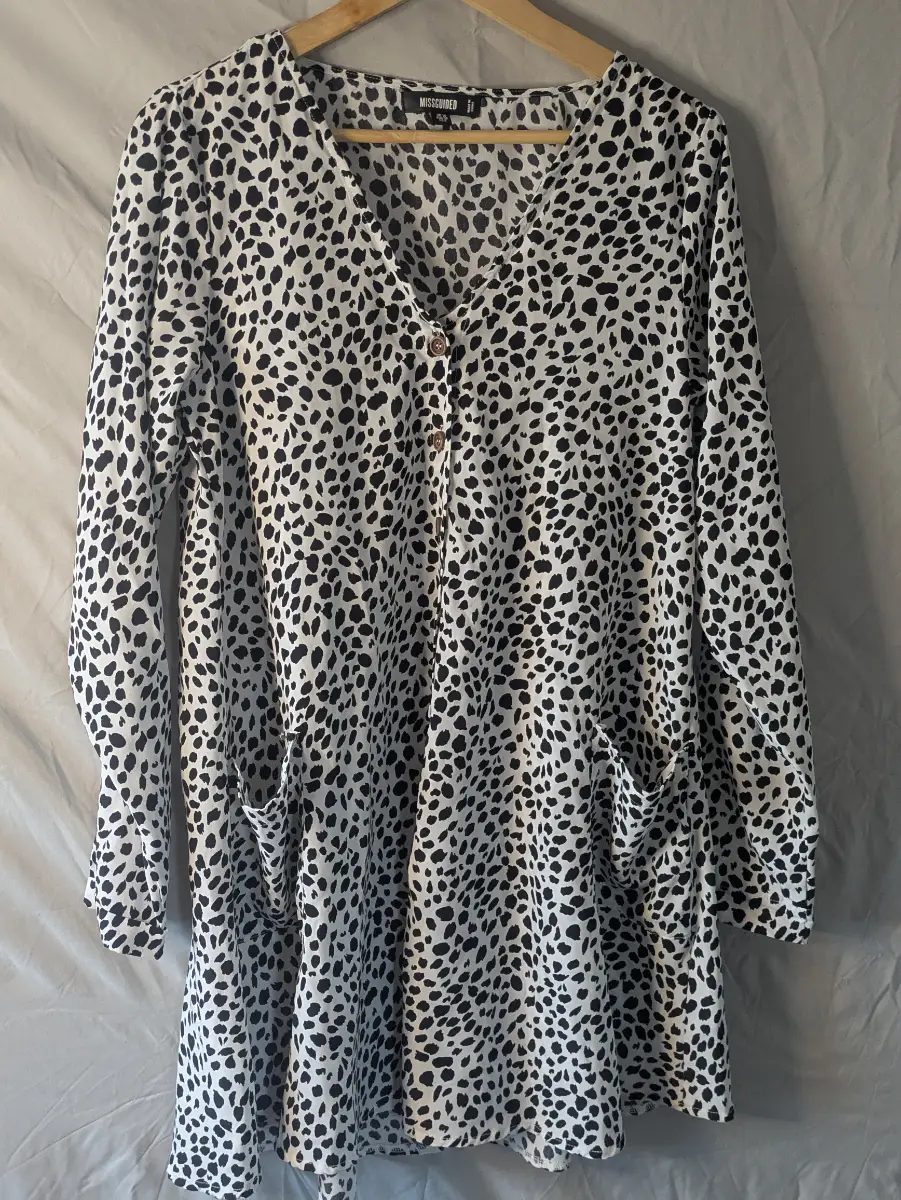 Missguided shirt dress. Size 10. Leopard print. Summer dress
