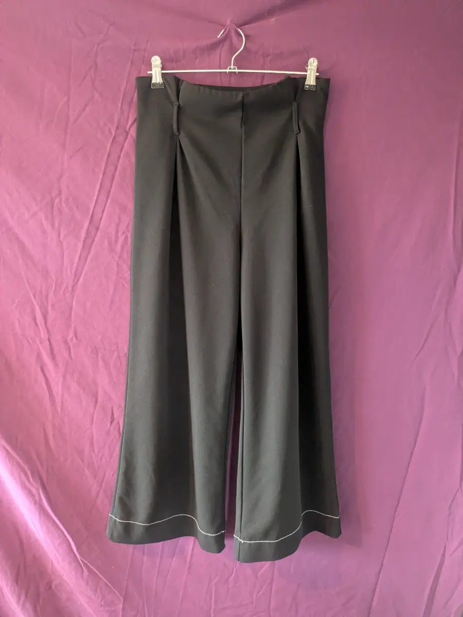 Newlook cropped wide leg trousers. Size 8