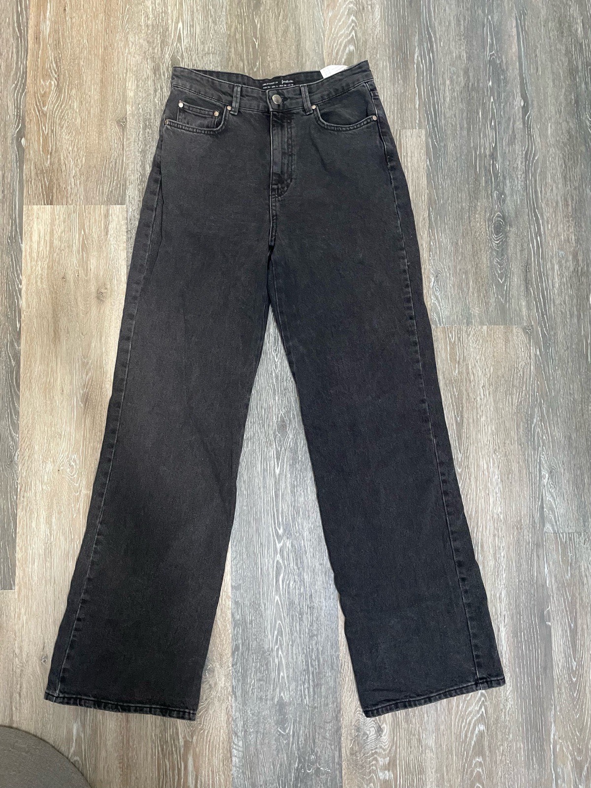 Stradivarius Straight Leg Jeans