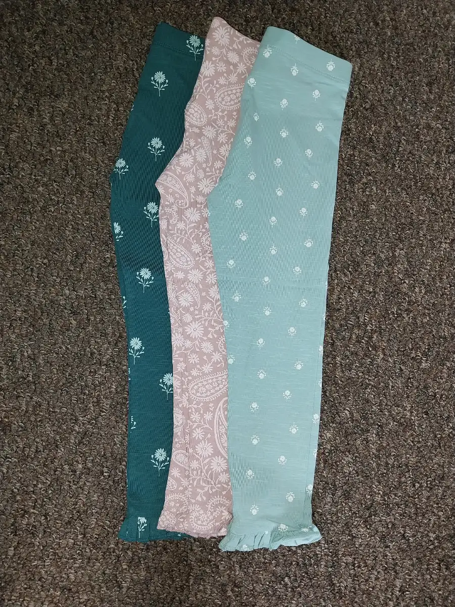 Kids Leggings size 4-5years George