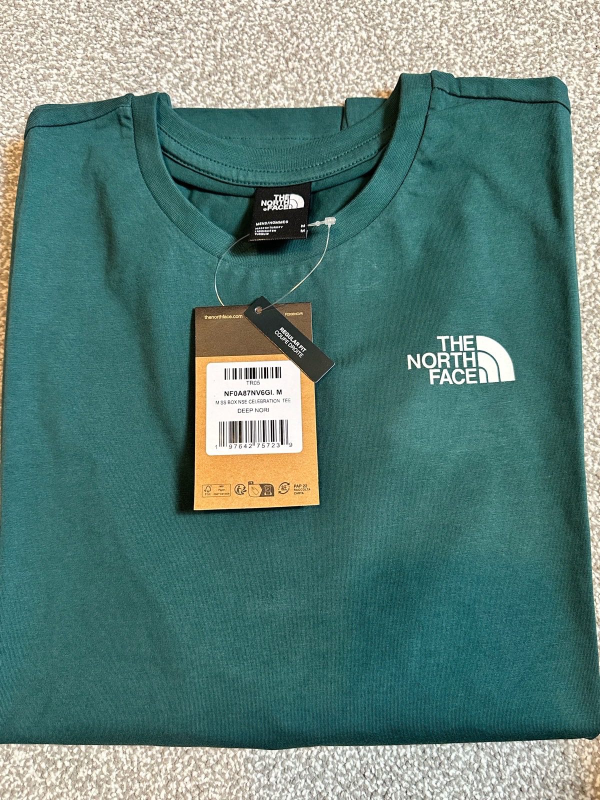 Men’s North Face T-Shirt (Deep Nori)