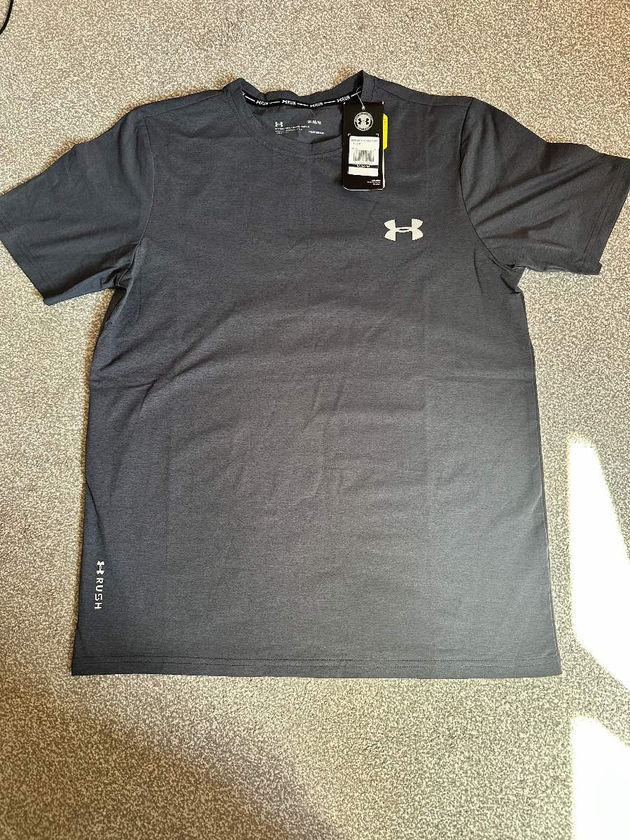 Under Armour t-shirt