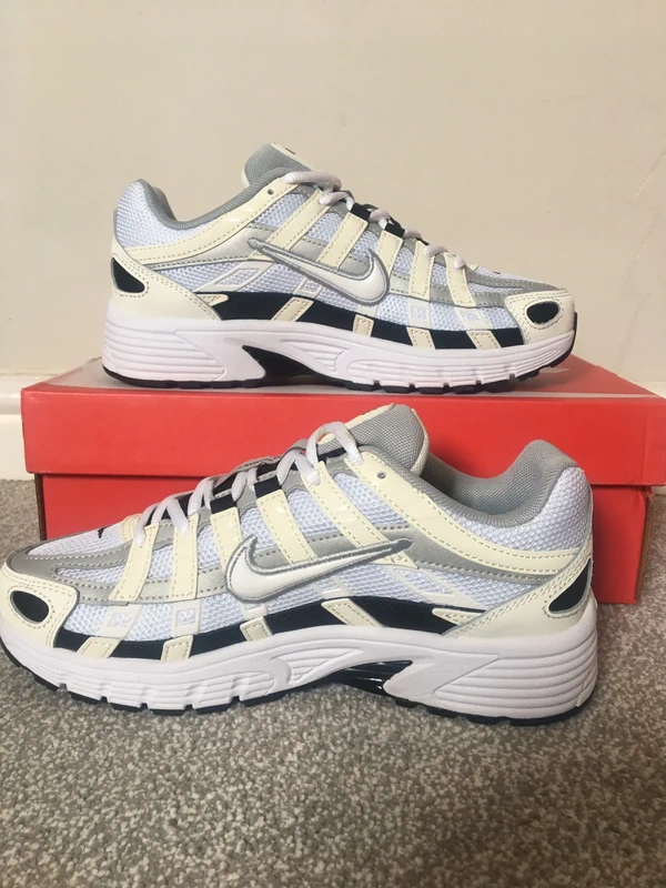 Nike P-6000 Sail/Wolf grey size 5