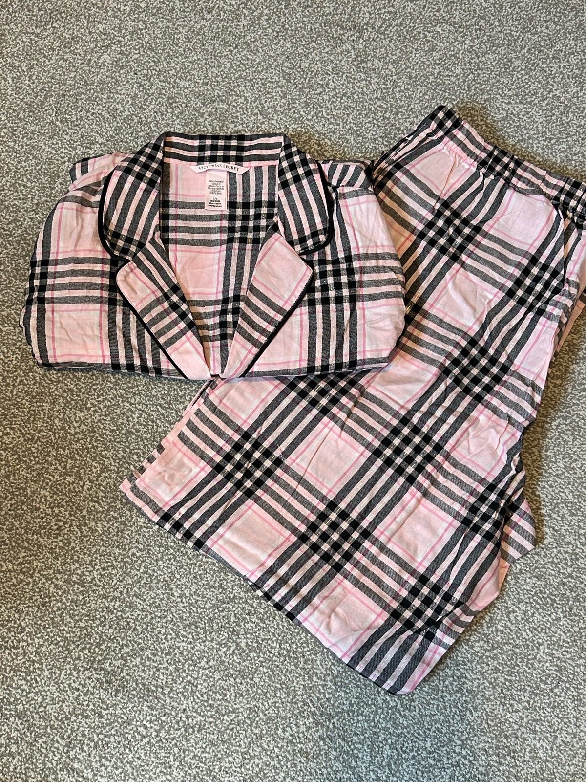 Victoria Secrets Women’s Pyjamas L