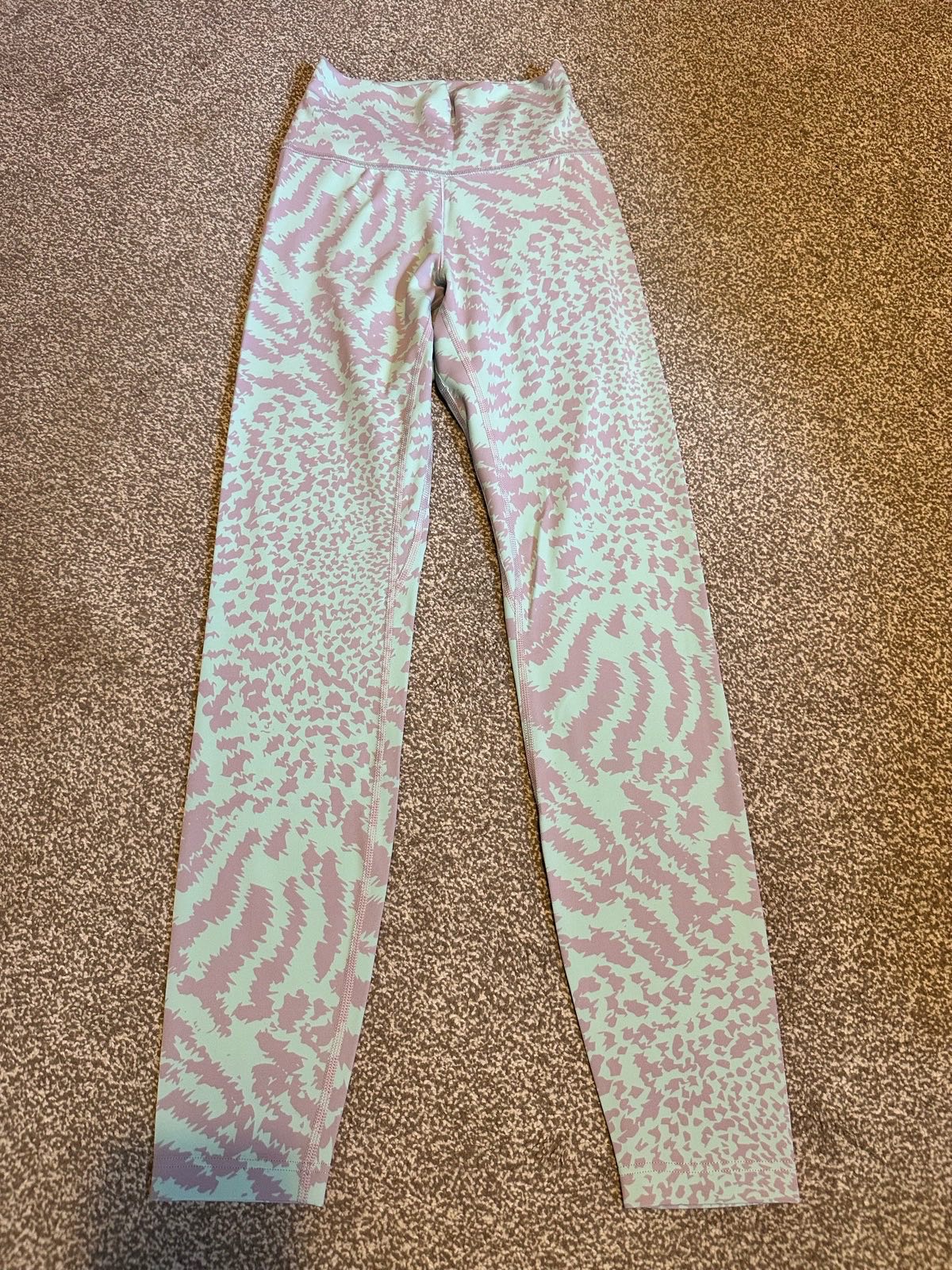 Women’s Adidas Leggings