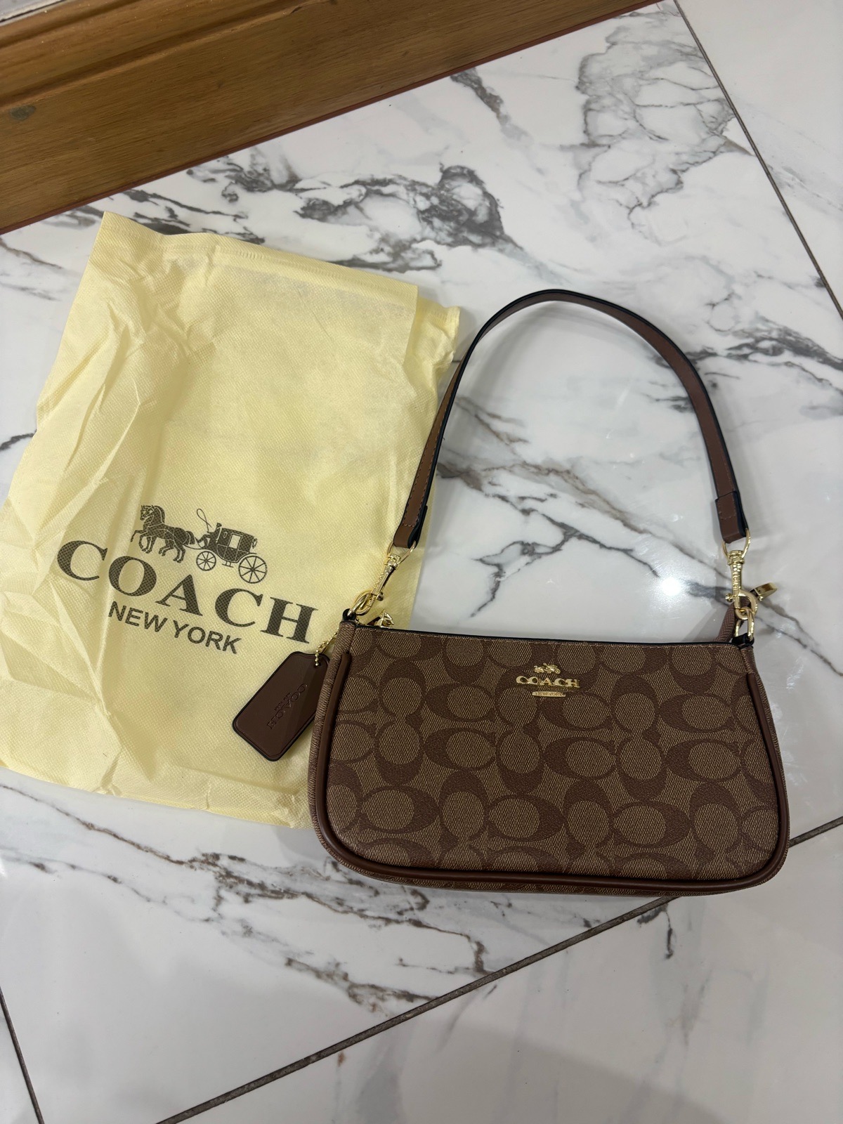 Coach Shoulder Bag