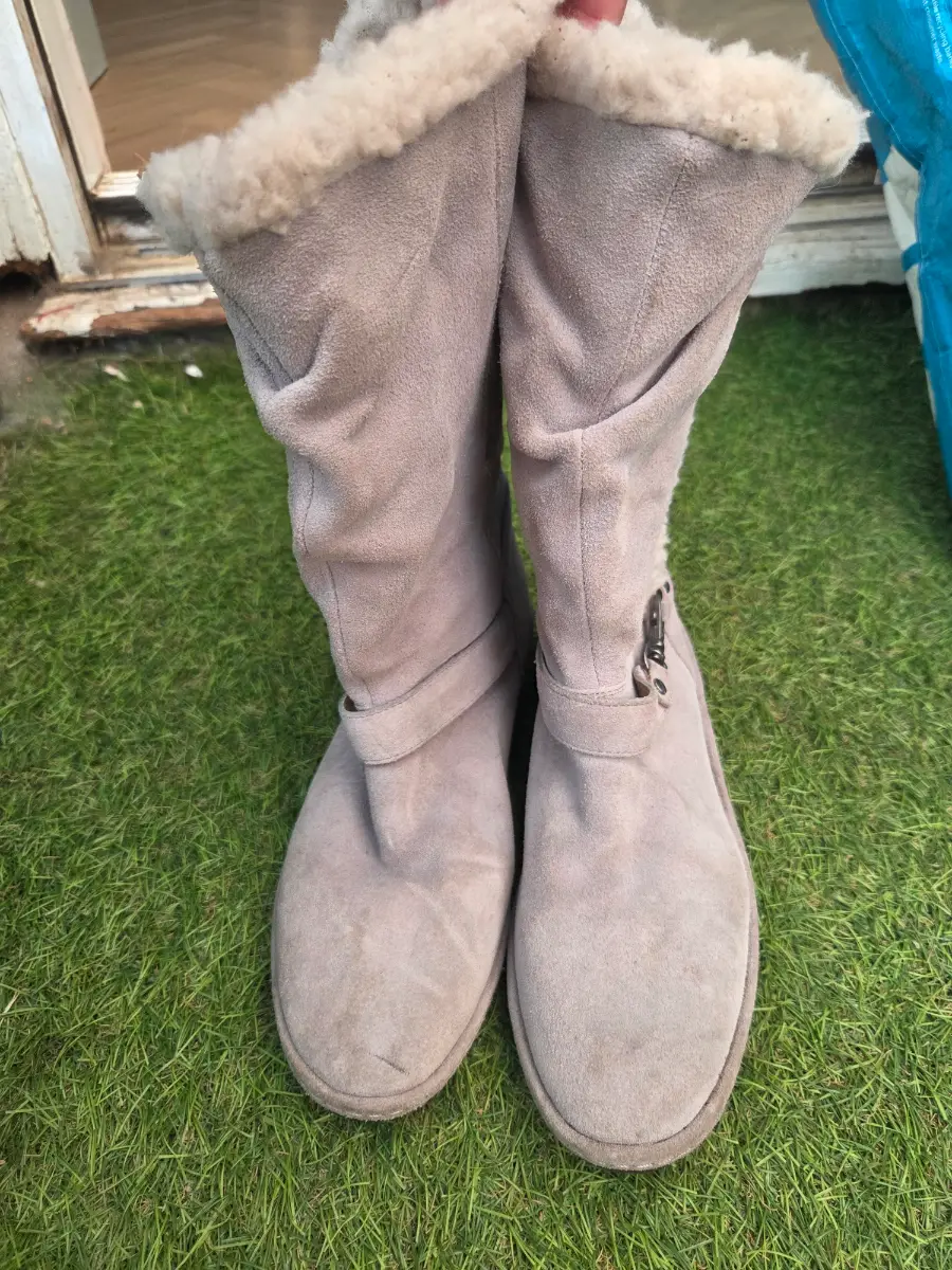 Women boots