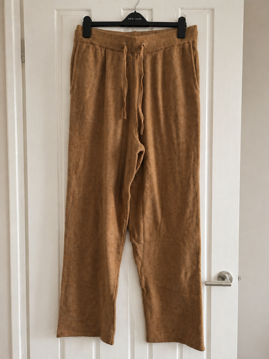 Wide leg trousers