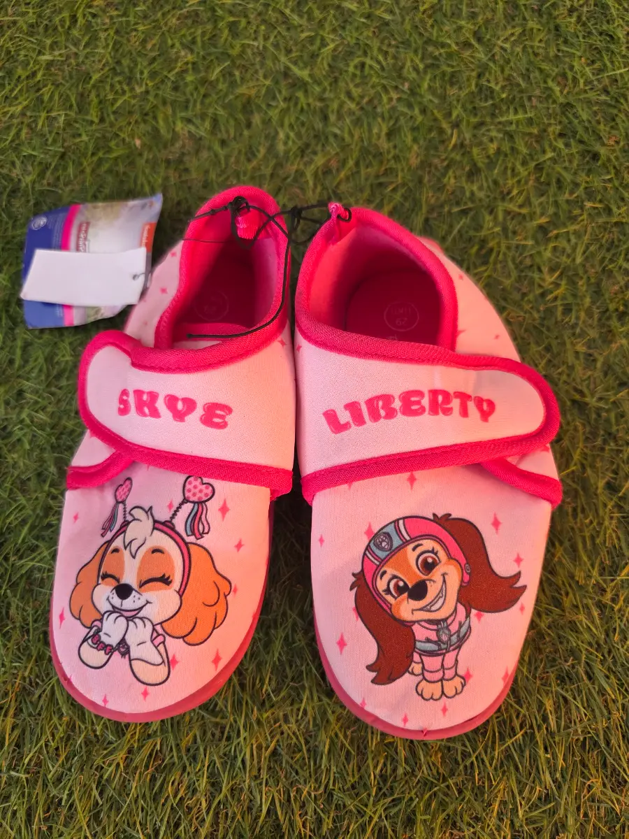 Girls slippers