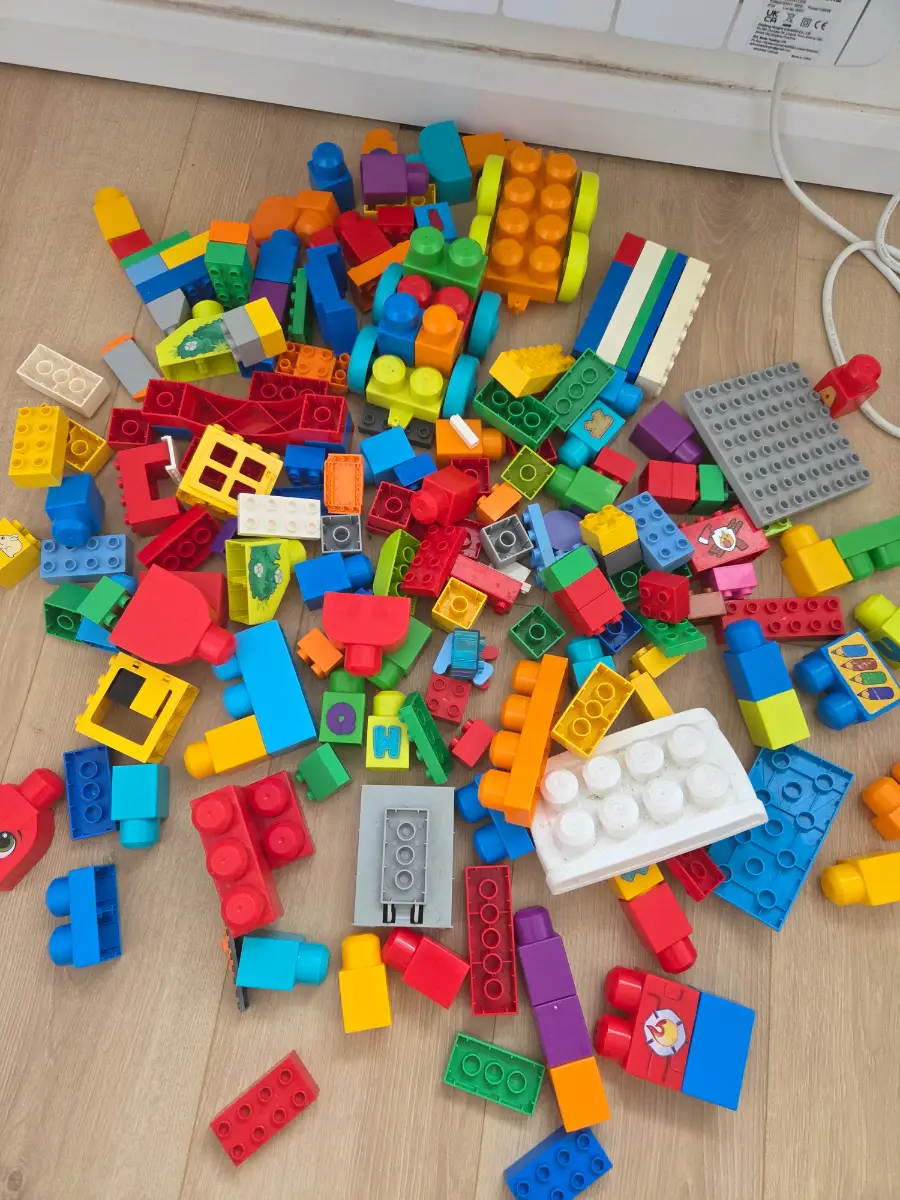 Mega blocks