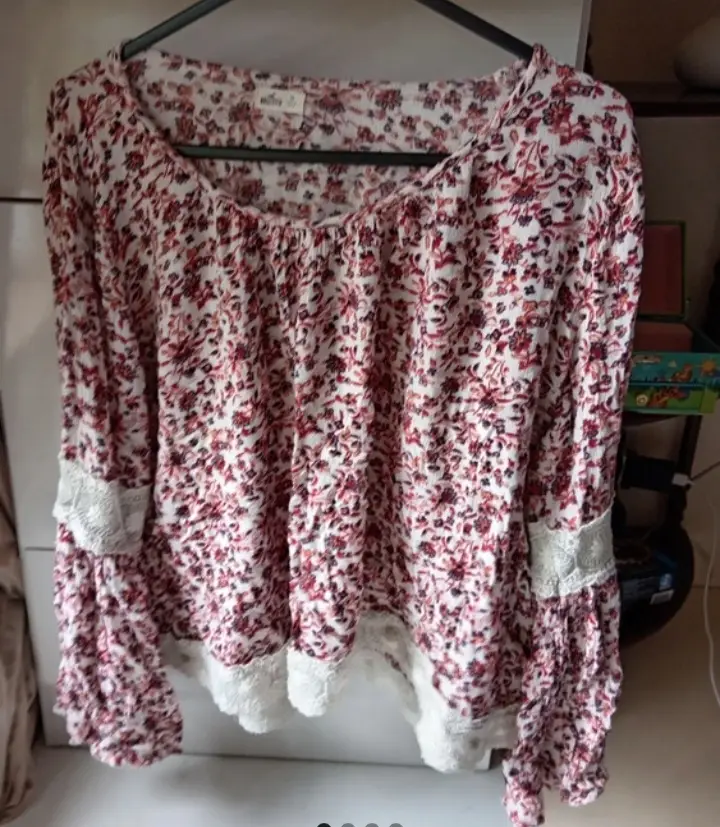2000s bohemian paisley print blouse