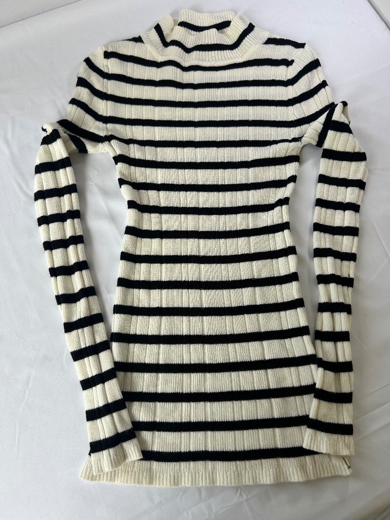 Atmospher size 8 woman’s jumper