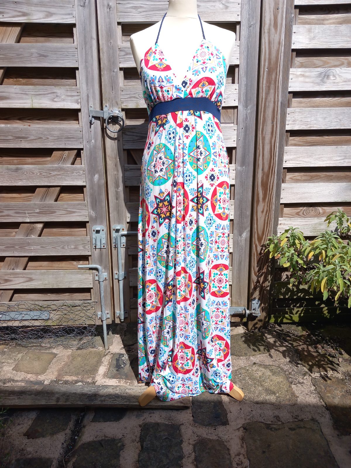 Halter Neck Maxi Multi coloured Dress Animal Size 12 Summer Holiday Beach Excellent Condition
