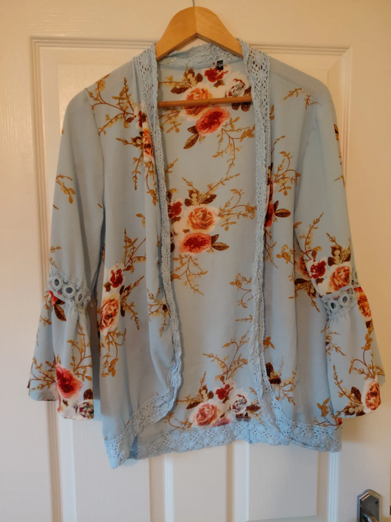 Unbranded blue/floral open front kimono